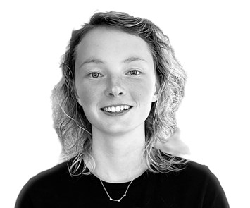 Renée Velker